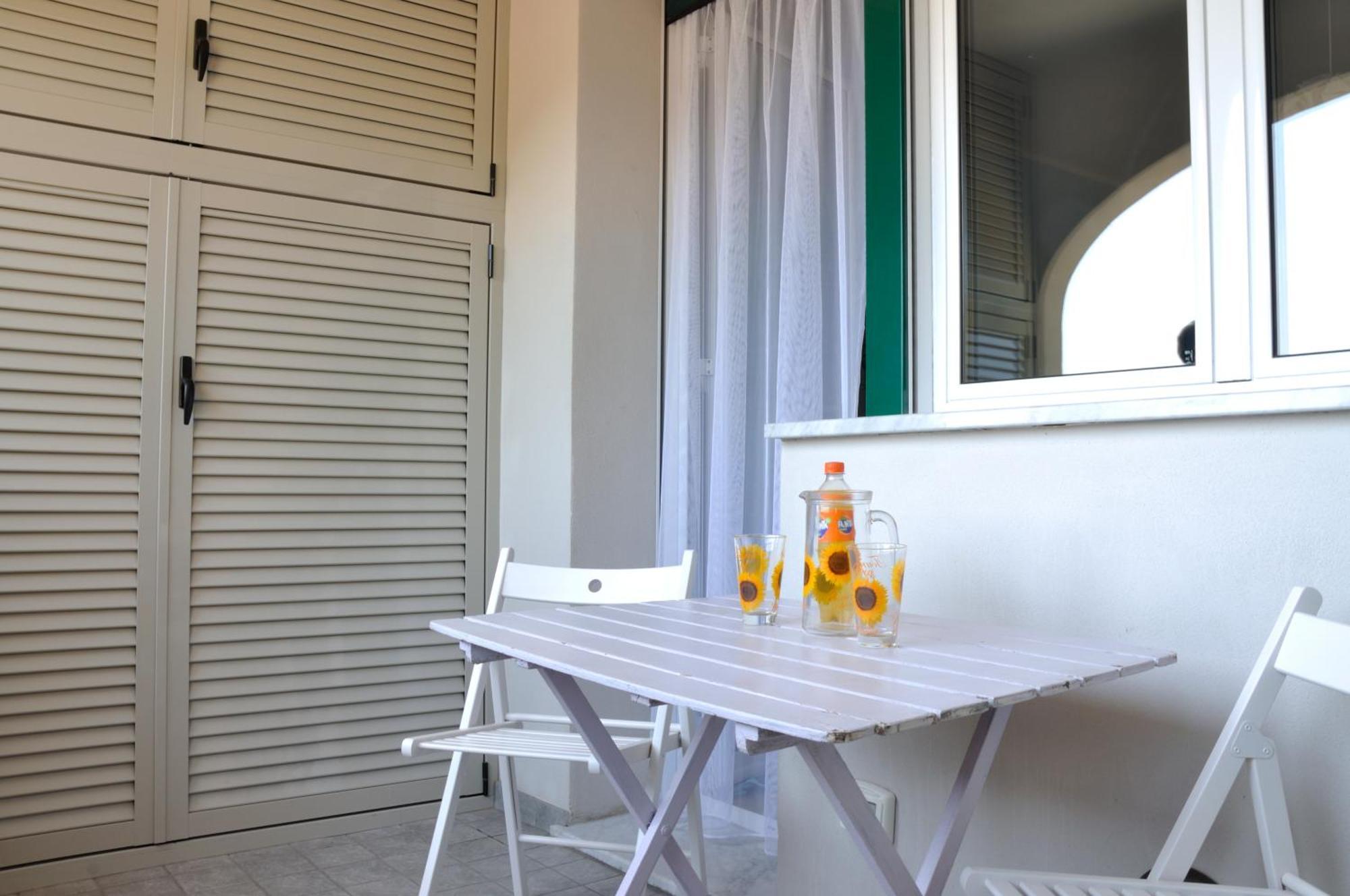 La Casa Azzurra Apartment Коголето Екстериор снимка